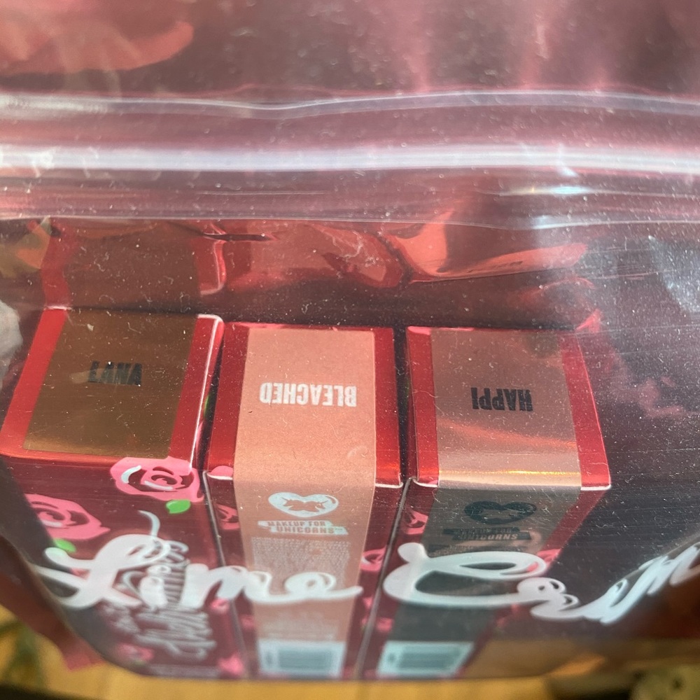 Unused, Lime crime velveteen lipstick